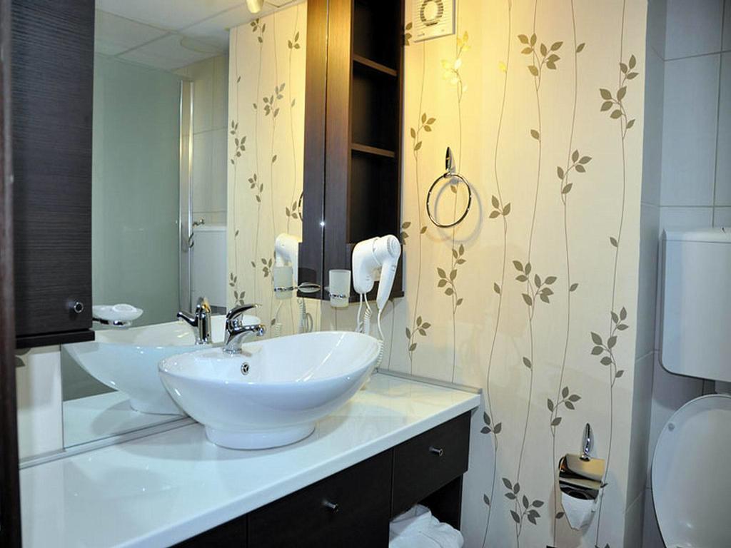 Hotel Jezero ボル 部屋 写真